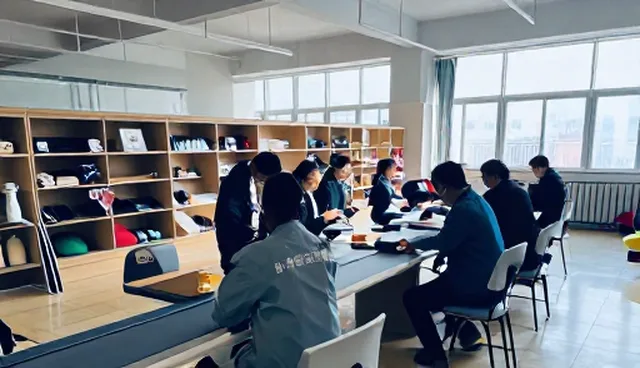 慢病随访在康复指导中的两种做法对比